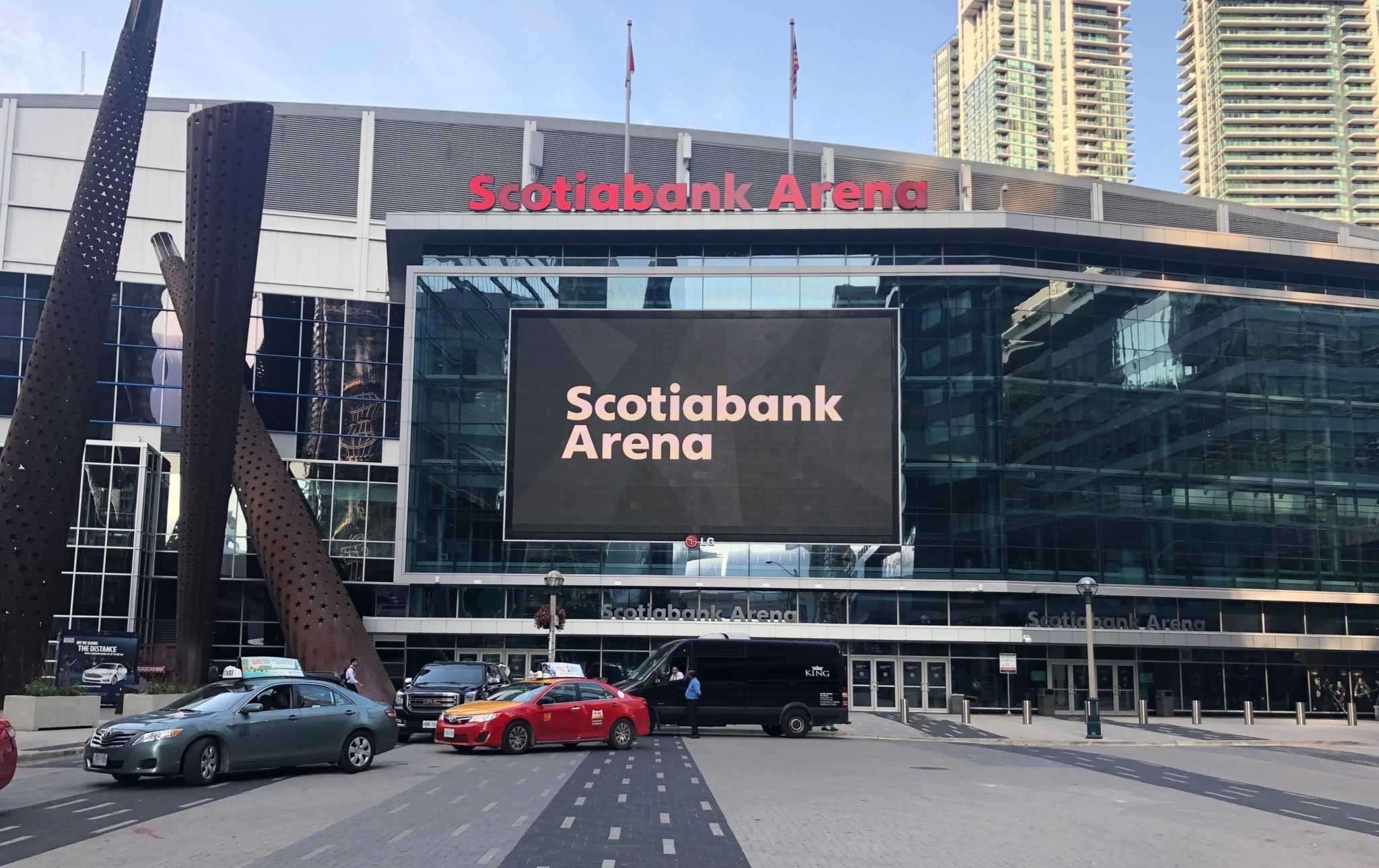 Scotiabank Arena Says Fuck It 18 Bucks For A Bottle Of Water The Beaverton