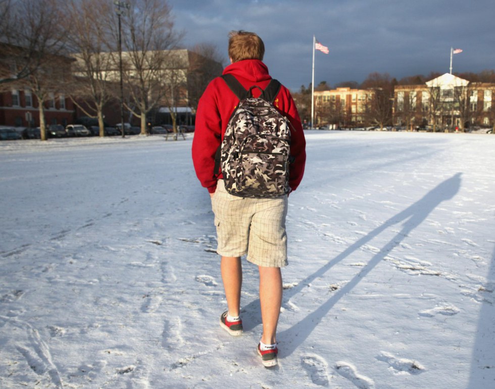 Health Canada Announces That Dudes Who Wear Shorts All Winter Will Get 